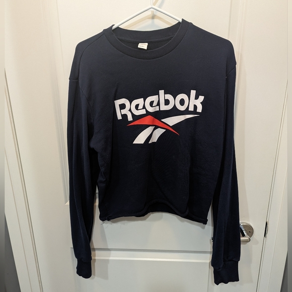 Women's M light weight Reebok sweatshirt - Picture 1 of 3